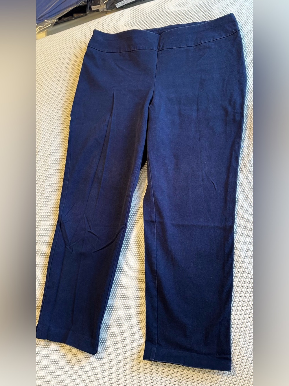 CHICO’S Fabulously Slimming Cotton Navy Blue Straight-Leg Ponte Pull-On Pants - Picture 2 of 12